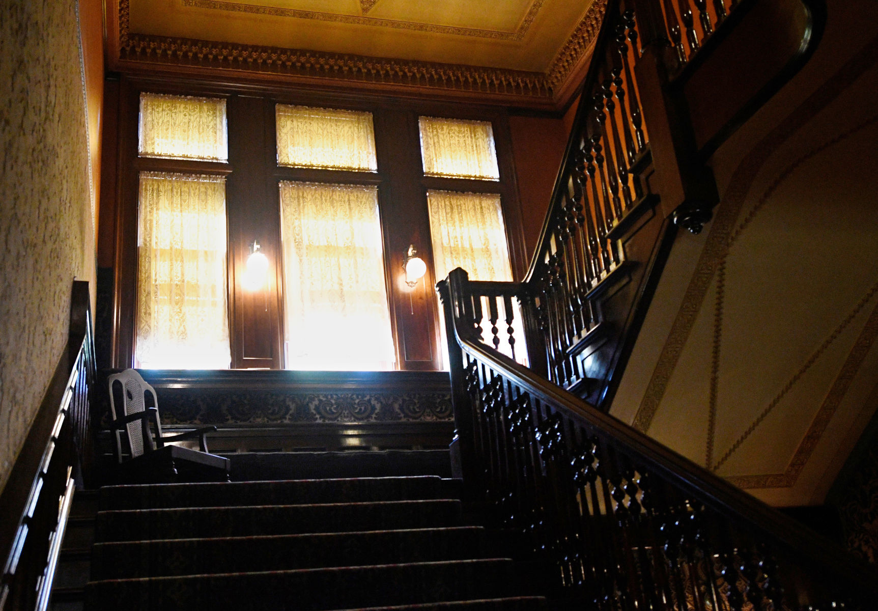 Moss Mansion Ghost Tour